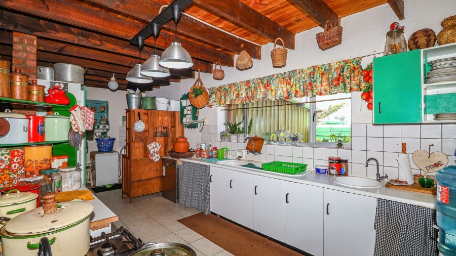 6 Bedroom Property for Sale in Mossel Bay Rural Western Cape